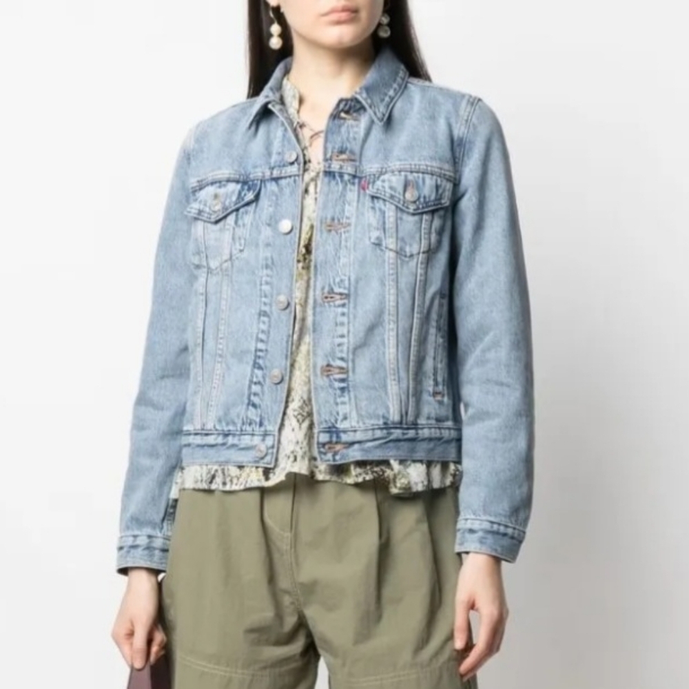 Levi's The Original Trucker denim jacket Blue Jean Timeless Style Size M